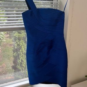 BCBGMaxAzria Bodycon Mini Blue Dress in Size 4